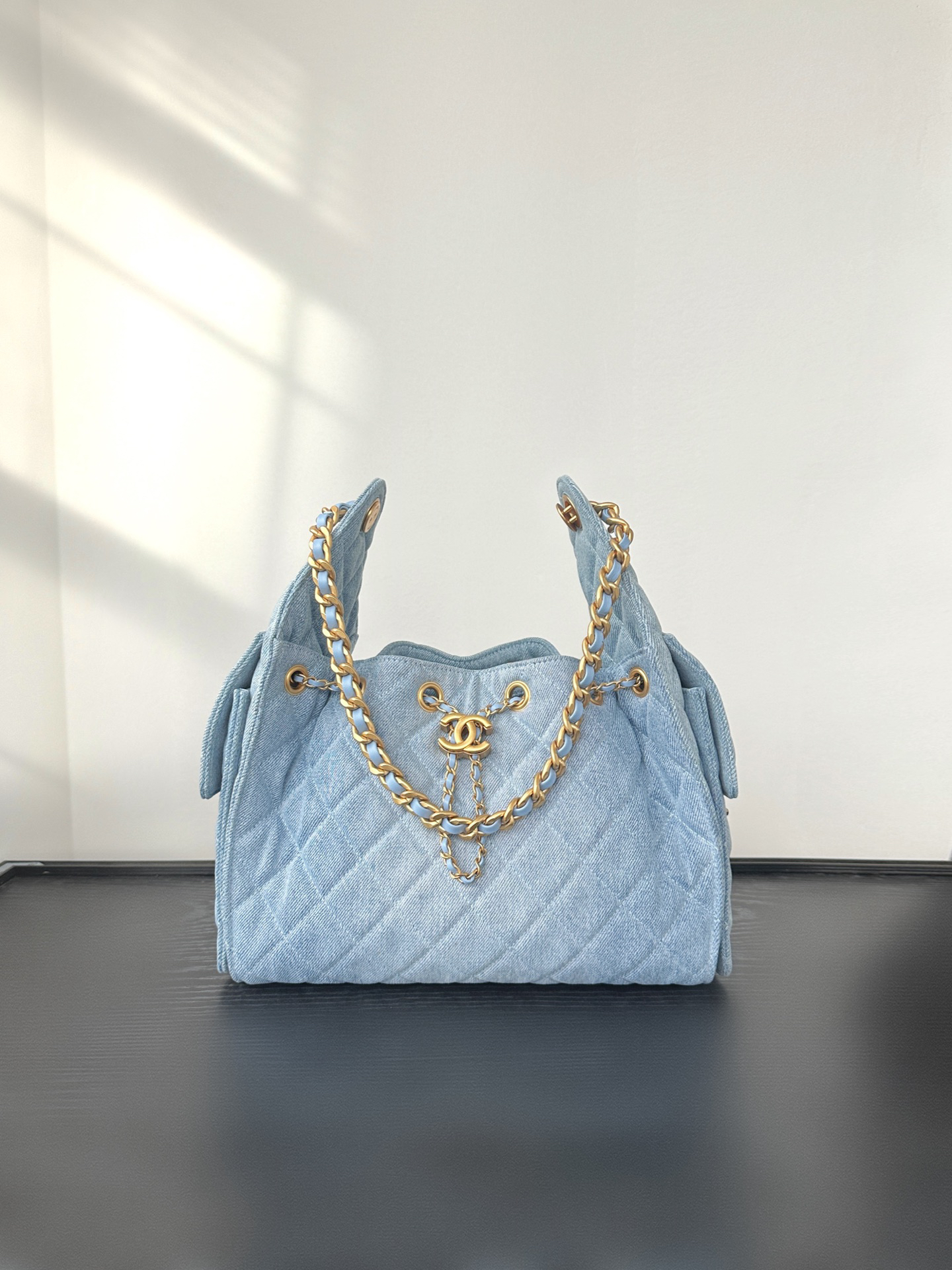 chanel-25-handbag-washed-denim-gold-tone-metal-denim thumbnail 2
