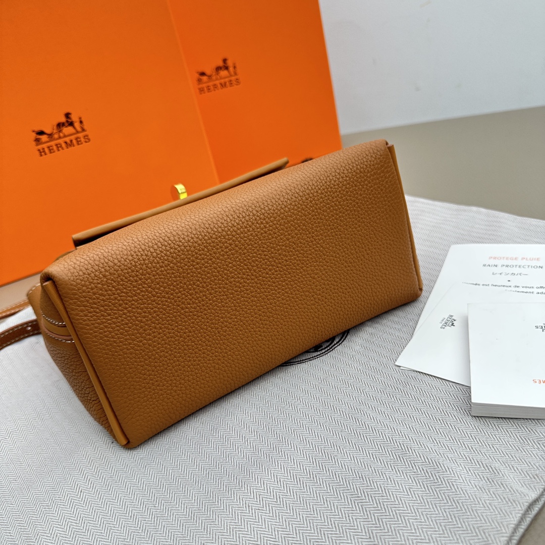 hermes-2424-togo-mini-gold-evercolor-gold-hardware thumbnail 6