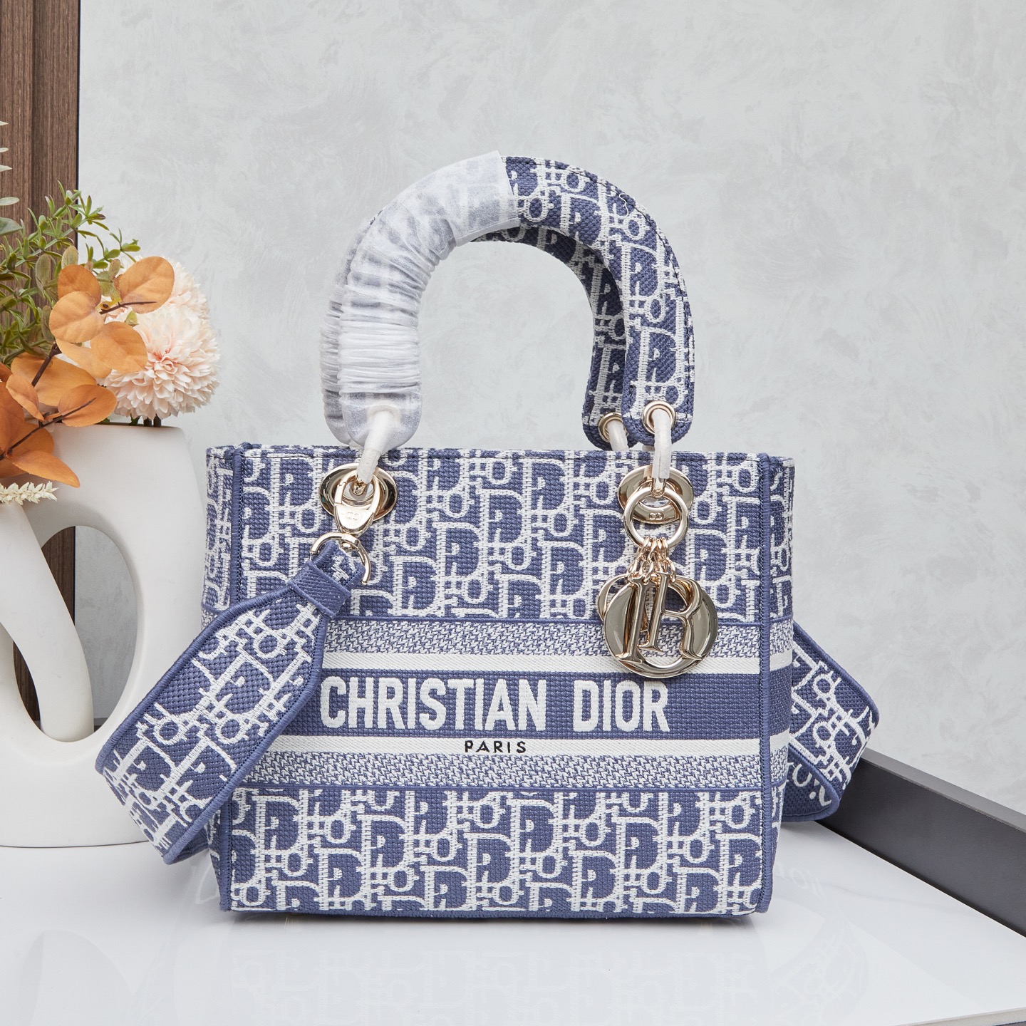 christian-dior-mini-size-lady-d-lite-bag thumbnail 2