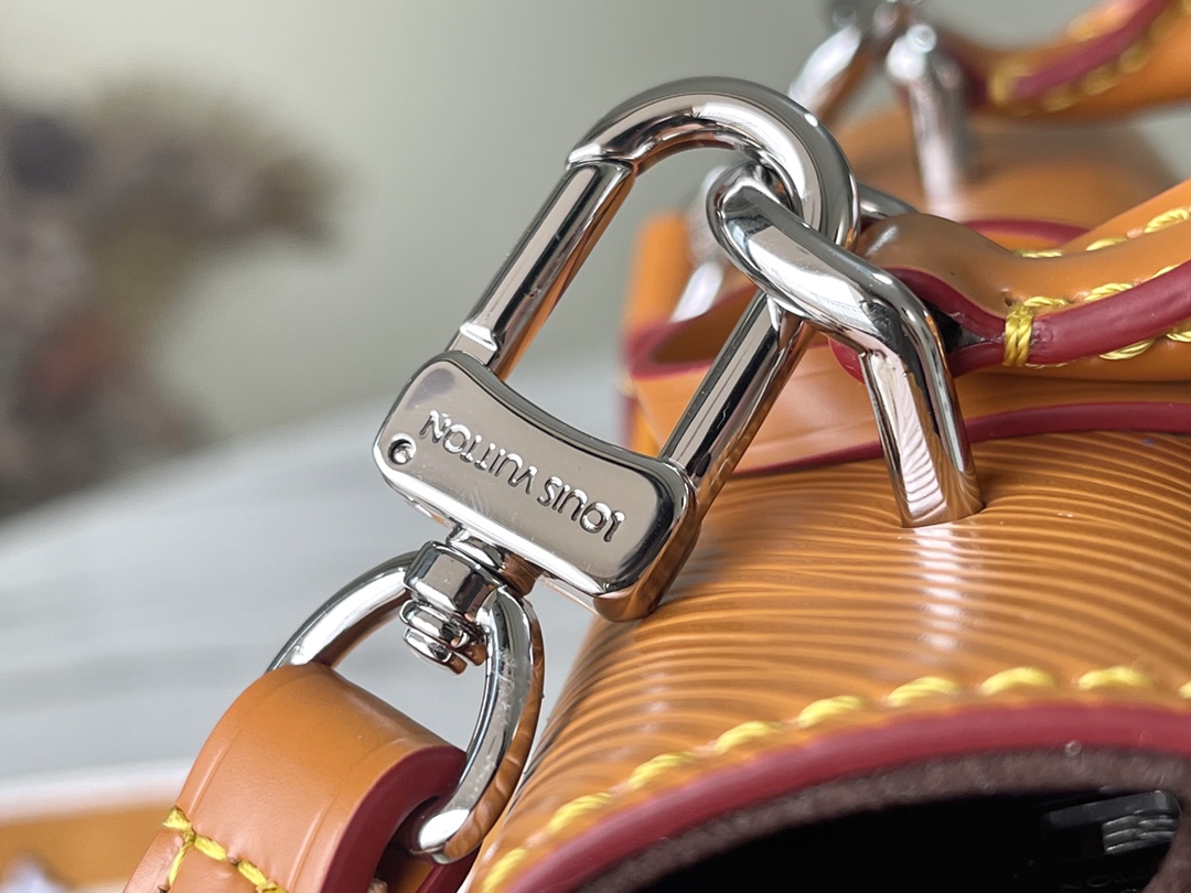 louis-vuitton-cluny-mini-epi-leather-bag-gold-miel thumbnail 7