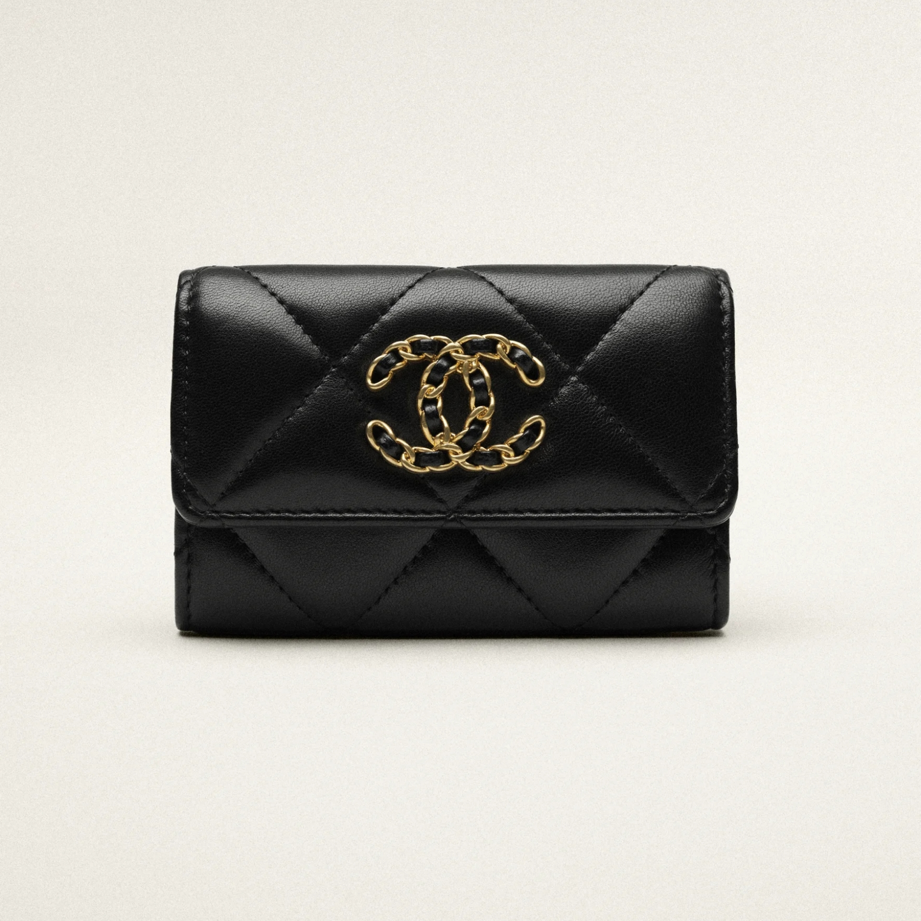 Chanel 19-Flap Card Holder - Black