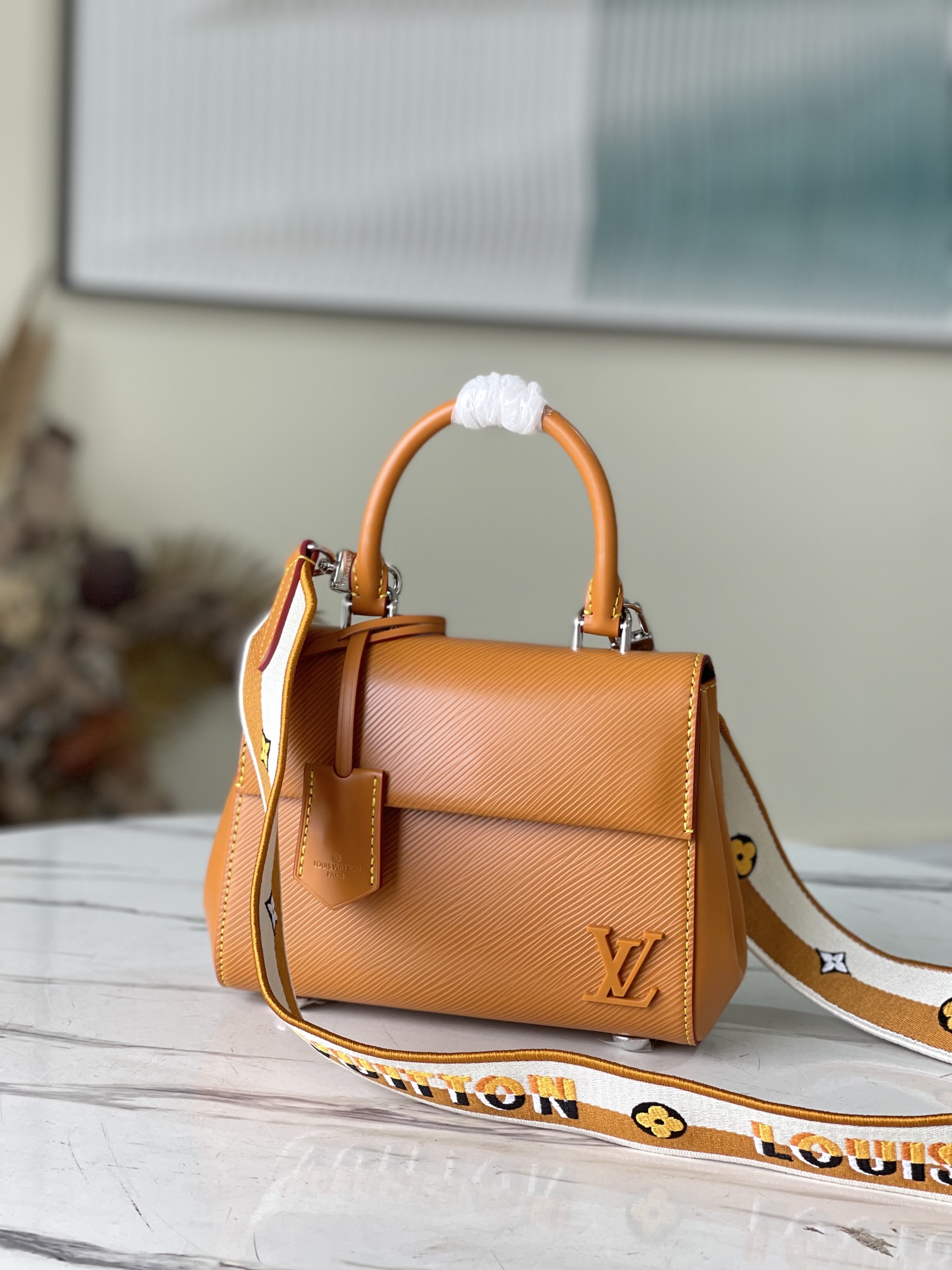 louis-vuitton-cluny-mini-epi-leather-bag-gold-miel thumbnail 2