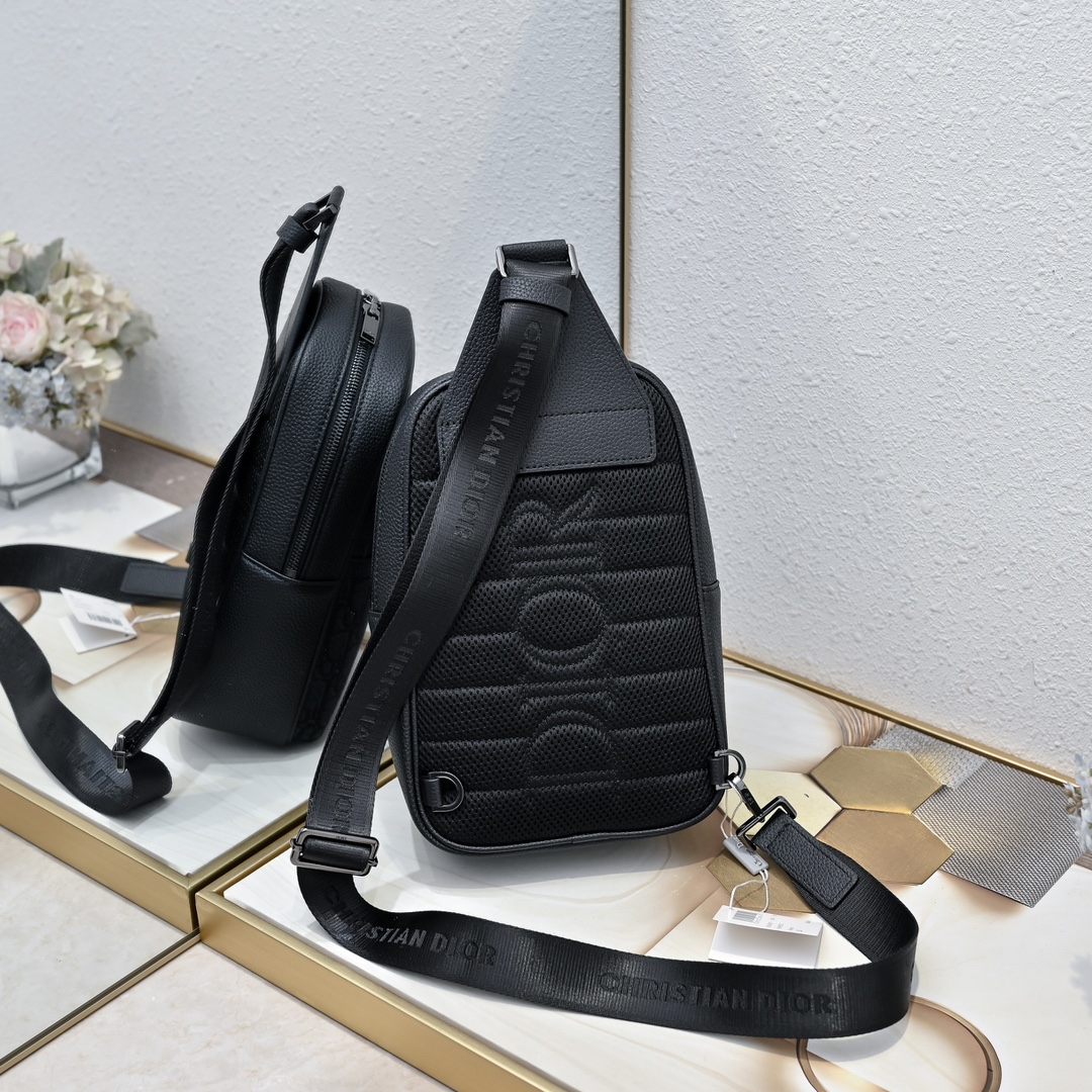 dior-rider-2-0-sling-bag-black-dior-oblique-jacquard thumbnail 4