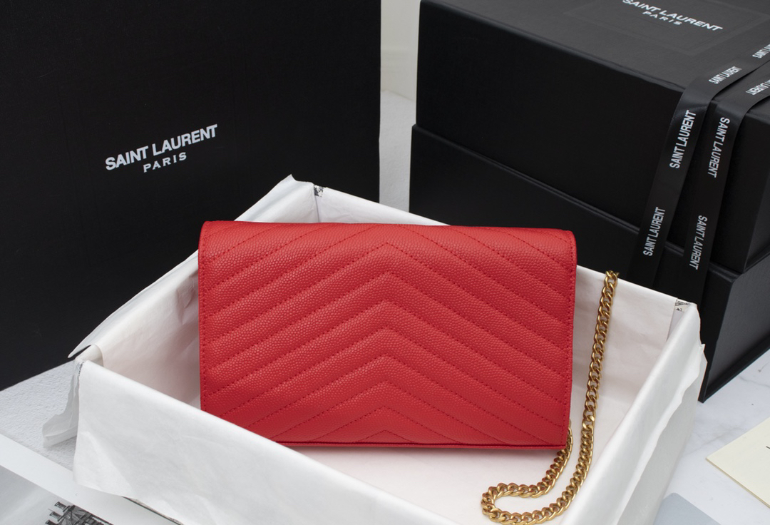 saint-laurent-ysl-cassandre-envelope-red thumbnail 5