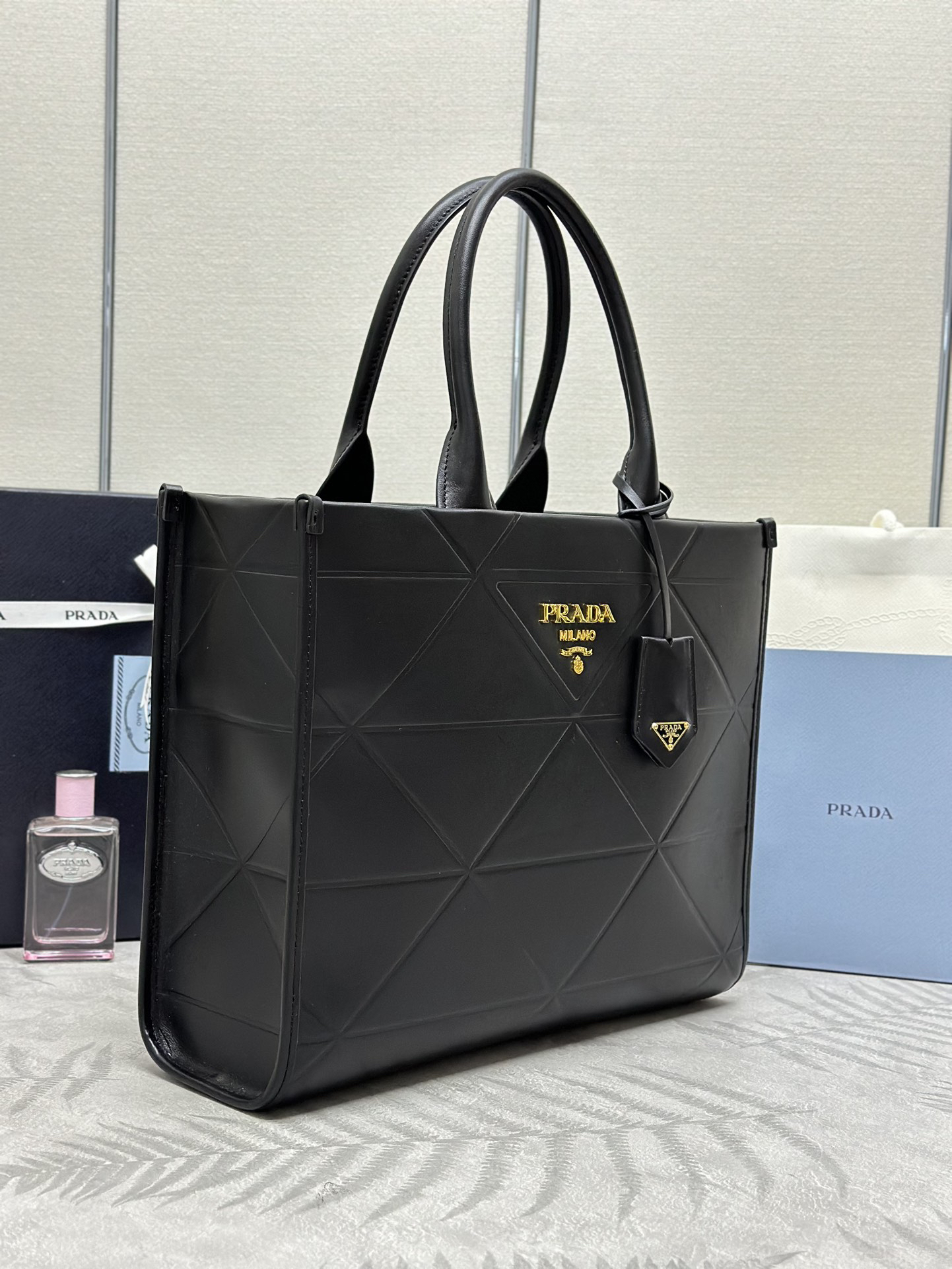 prada-symbole-tote-black-bag thumbnail 3