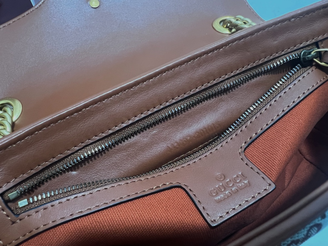 gucci-small-gg-marmont-shoulder-bag thumbnail 8