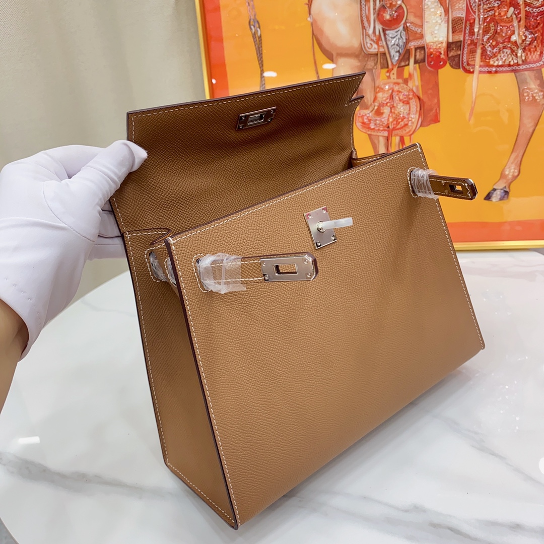 hermes-kelly-haze-brown-silver-hardware-bag thumbnail 8