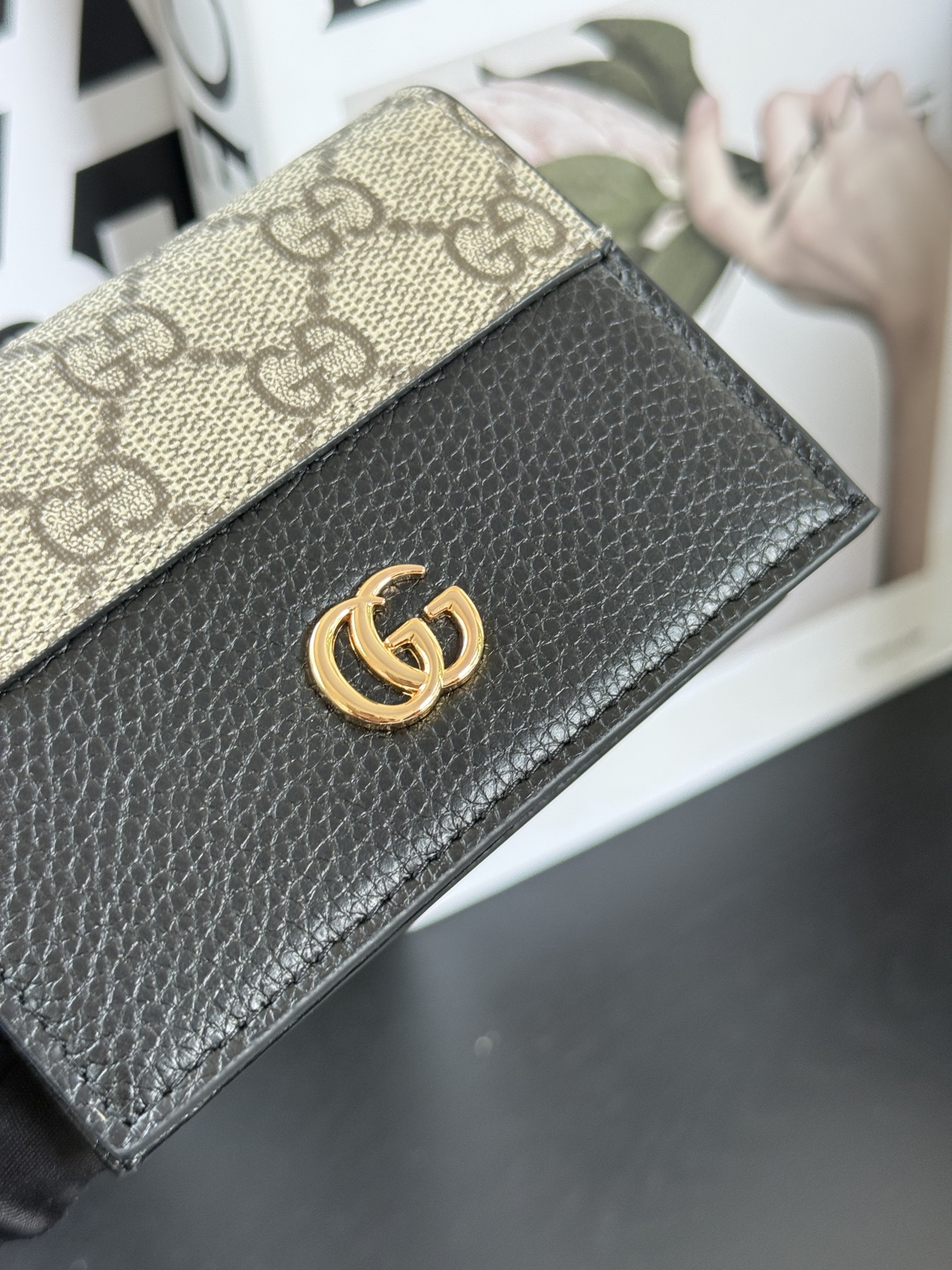 gucci-double-g-bicolor-card-case-wallet thumbnail 9
