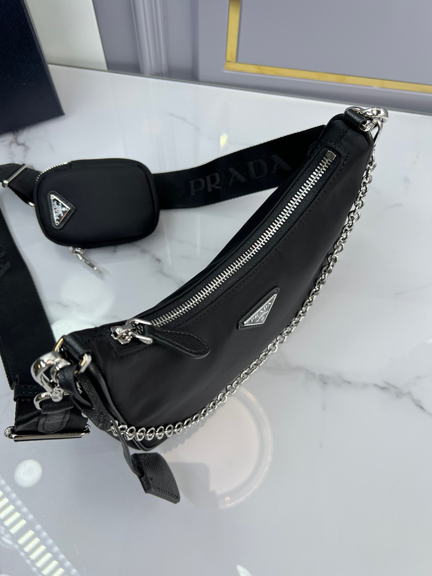 prada-re-edition-2005-re-nylon-shoulder-bag-2 thumbnail 8