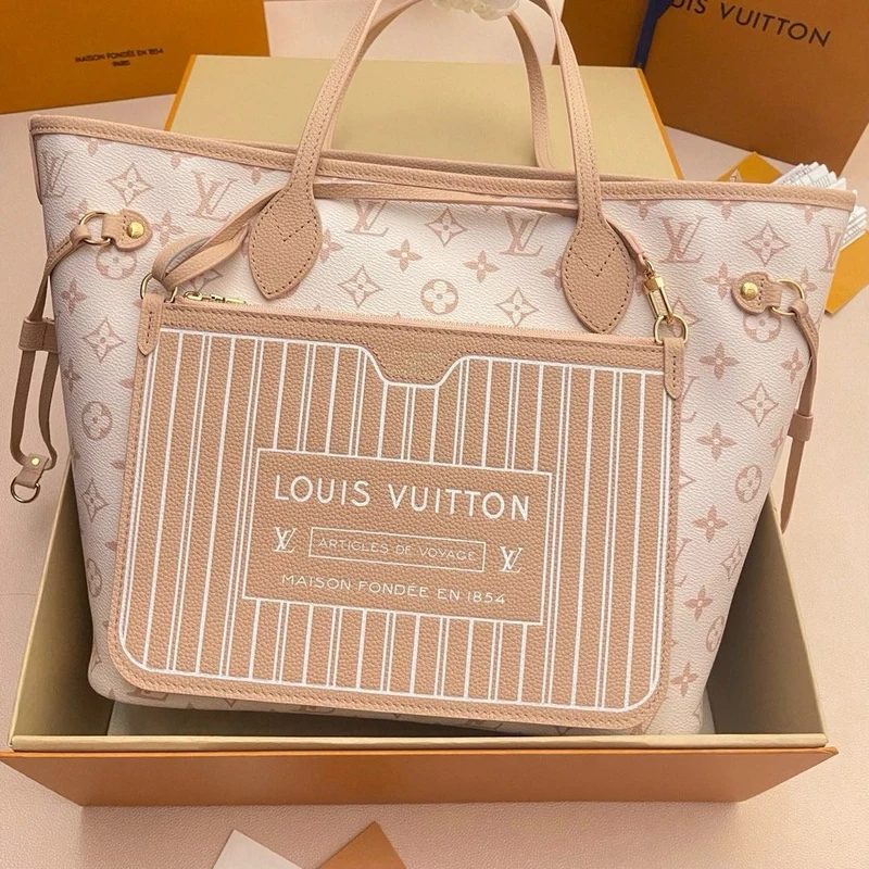 louis-vuitton-neverfull-mm-reversible-bag-exclusive thumbnail 7